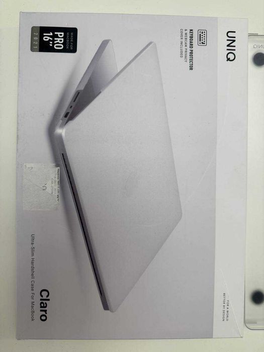 Чехол Uniq Claro MacBook Pro 16''