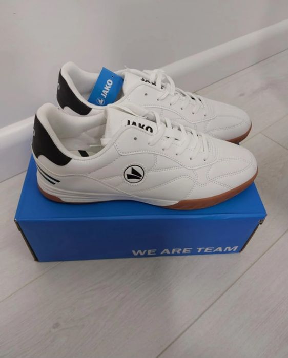 Buty Jako. Nowe .Rozmiar 42