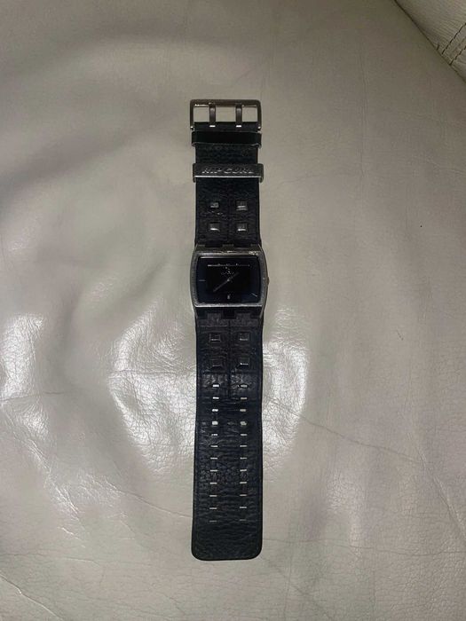 Relógio Rip Curl com bracelete em pele