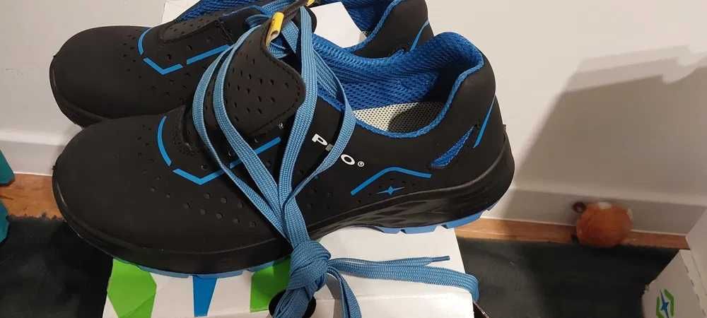 Półbuty bezpieczne 45r.