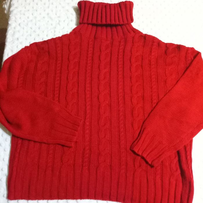 Camisolas de malha novas