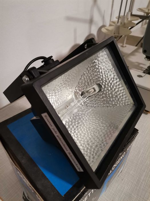 Projetor Alogêneo 500W