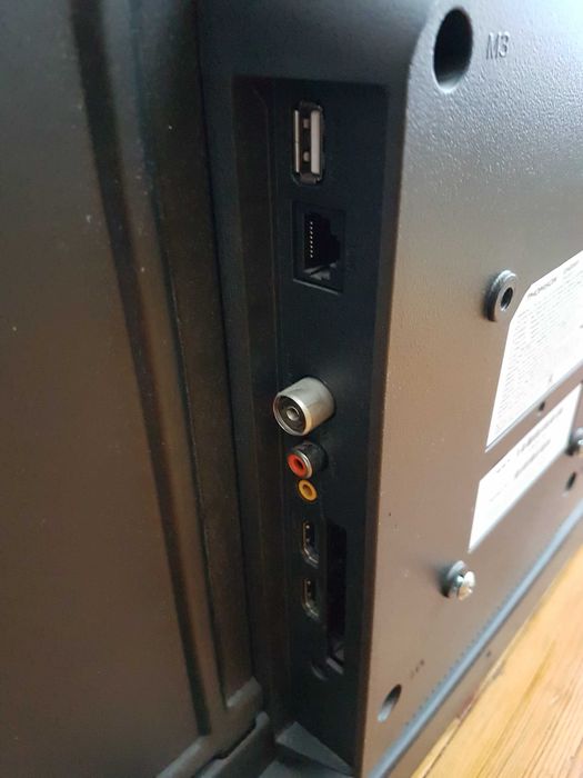 Telewizor THOMSON LED 32 cale z pilotem