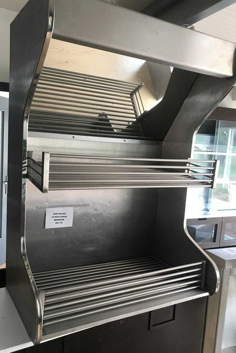 Móvel de Pão em Inox com Iluminação – Ocasião