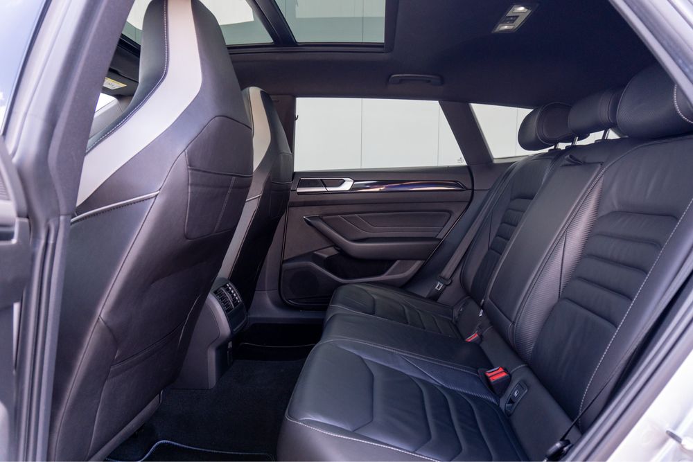 VW Arteon Shooting Brake 1.4 eHybrid  DSG R-Line (Financiamento disponível)