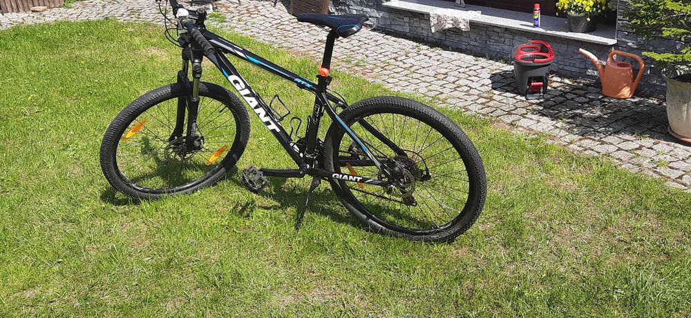 Rower giant-w dobrym stanie.* Cena do negocjacji