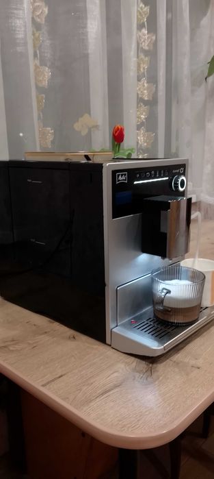 Кавомашина Melita caffeo Cl