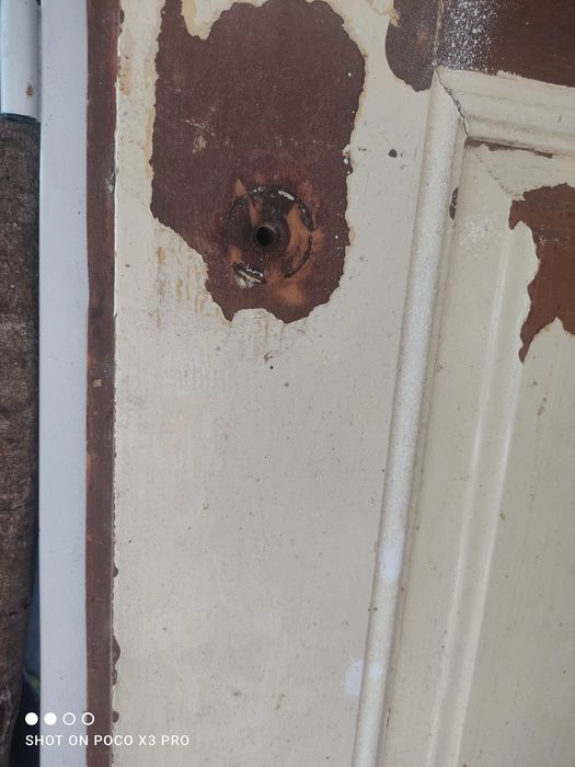 Porta antiga de madeira