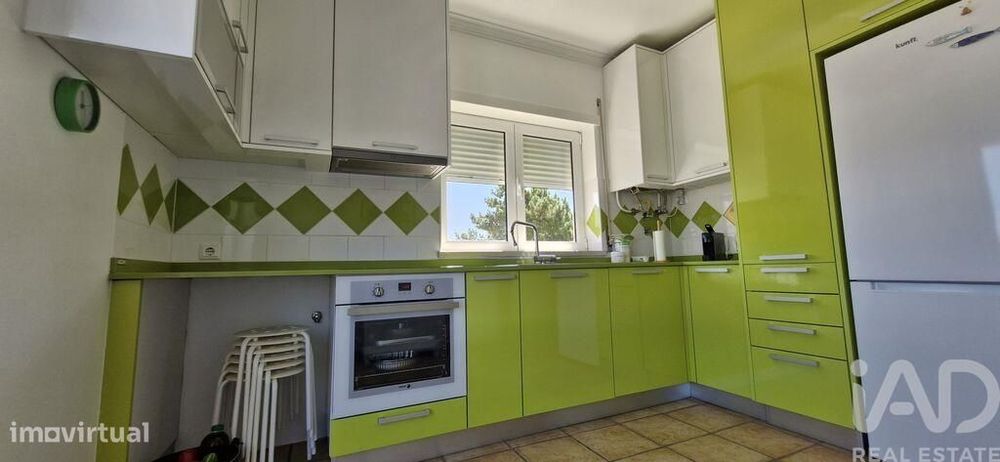 Apartamento T2 em Tornada e Salir do Porto de 129,00 m2