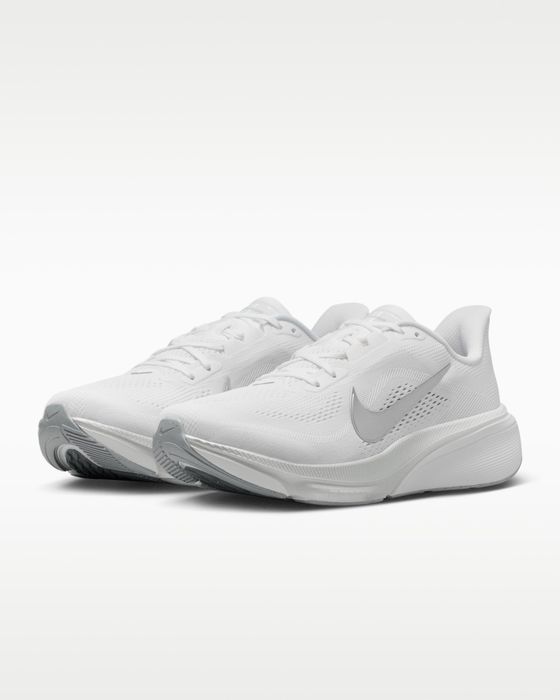 Nike Air Zoom Pegasus 42 White/ Metallic Silver, розмір 7 (24 см)