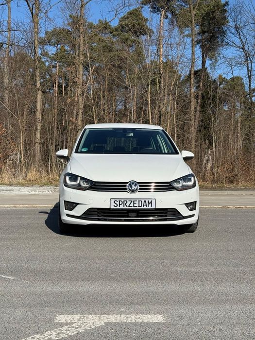 Volkswagen Golf Sportsvan Volkswagen Golf Sportsvan biała perła serwis ASO Carplay nawigacja
