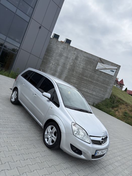 Opel Zafira 2010
