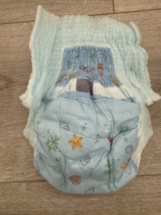 Pieluchy do pływania L Babydream 12-20 kg