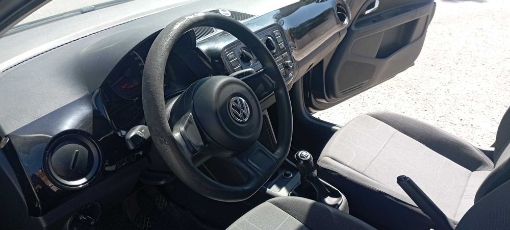 Volkswagen up! 1.0 60 cv — 2013 — 161500 km — photo 3