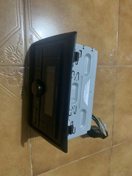 Rádio Kenwood Bluetooth+  Colunas de vias separadas