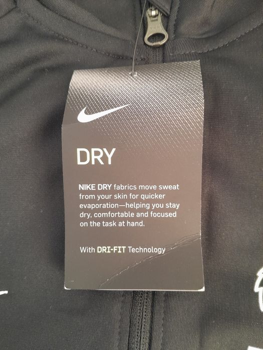 Спортивна олімпійка Nike