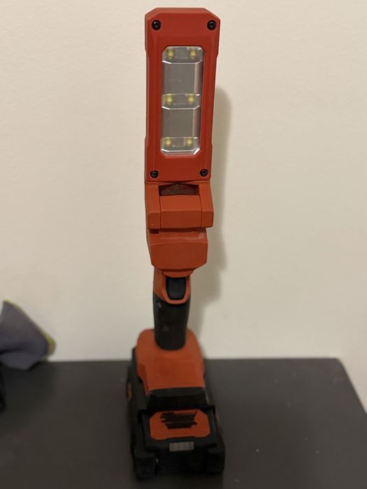 Hilti SL 2-22 Nuron lampa