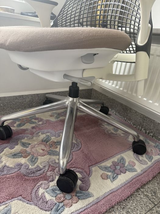 Krzeslo obrotowe Herman Miller