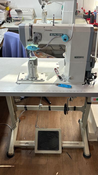 Продам швейні колонкові машинки