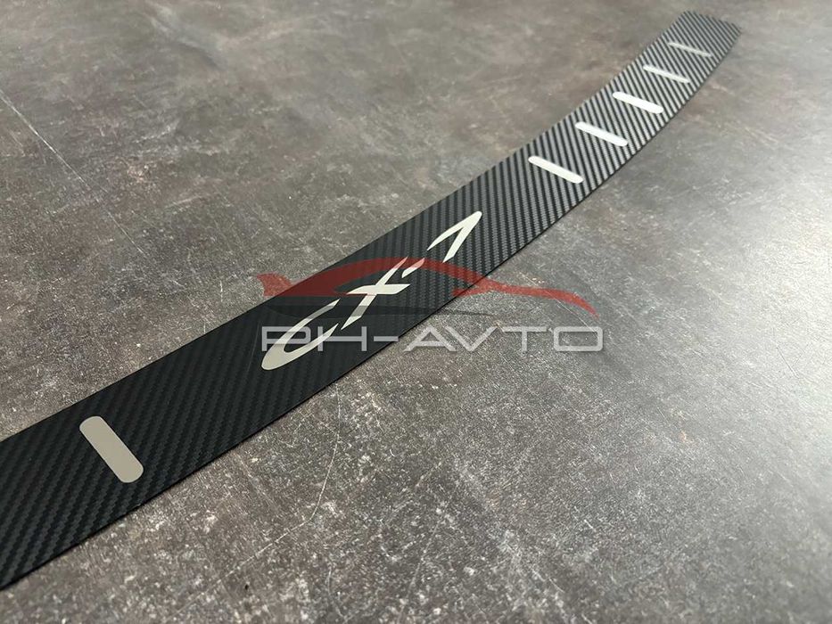 Накладка на задній бампер Mazda CX-7 CX 7 нержавійка + карбон