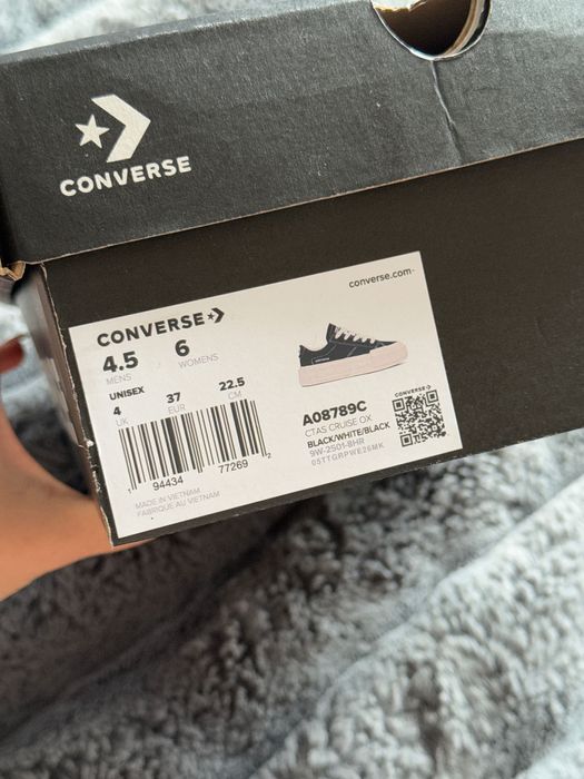 Converse Chuck Taylor нові