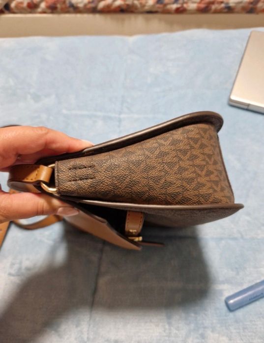 Mala Michael Kors