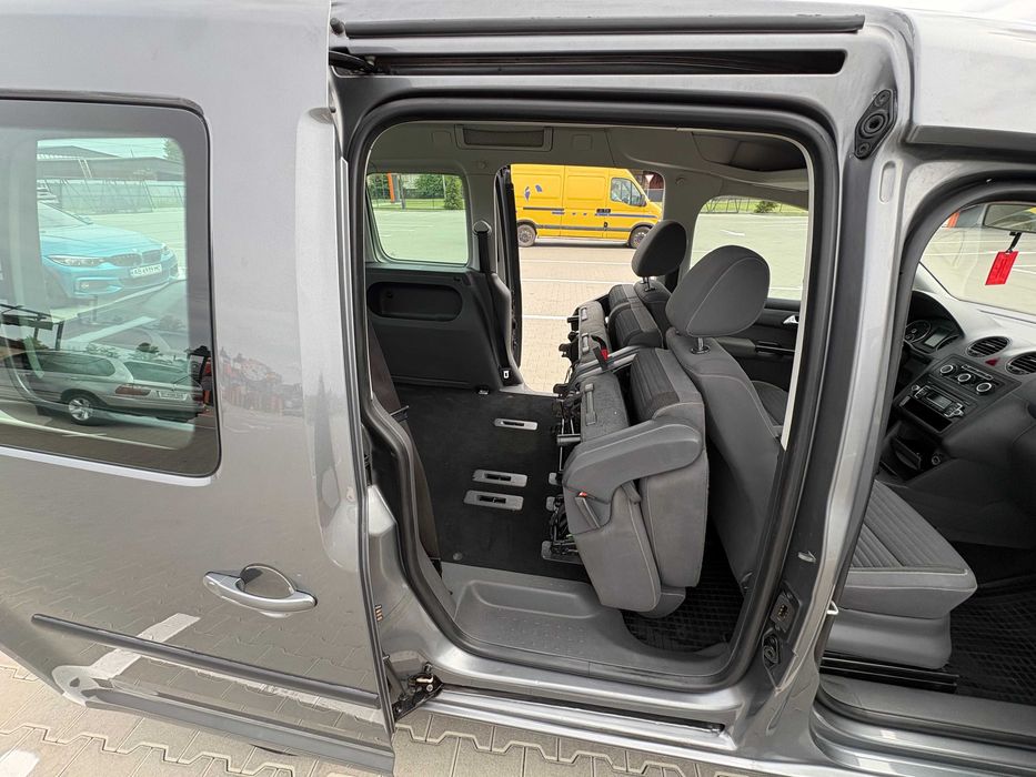 Продаж авто Volkswagen Caddy LIFE, 2014 рік, 1.6 дизель