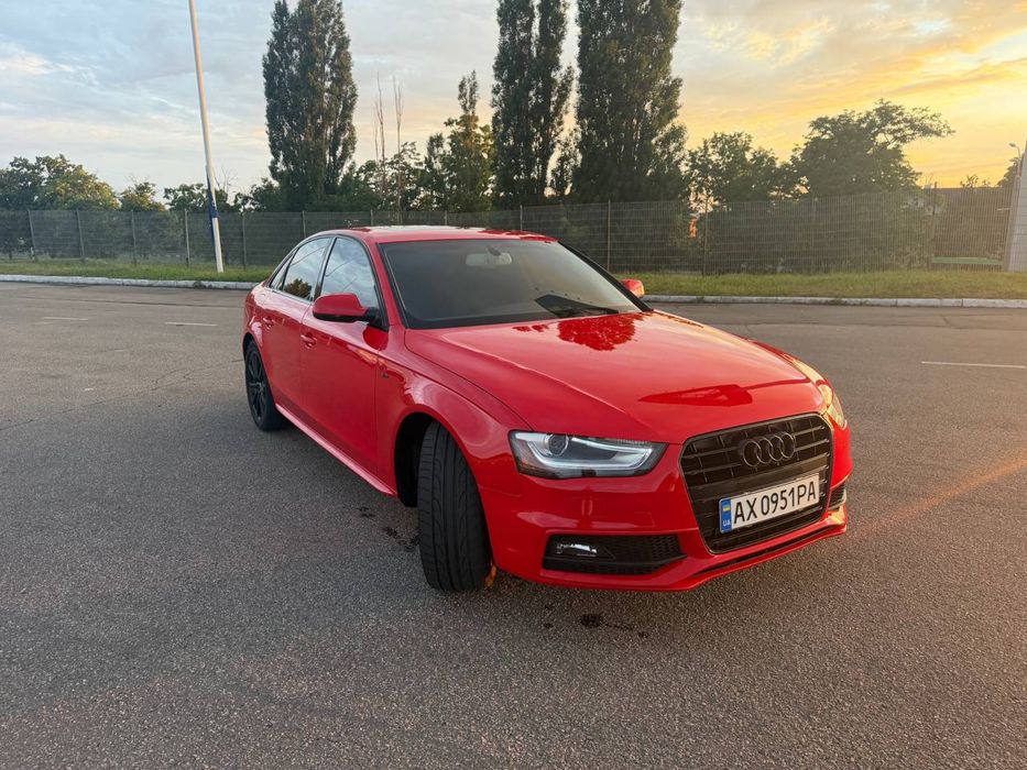 Ауди А4б8 2015.