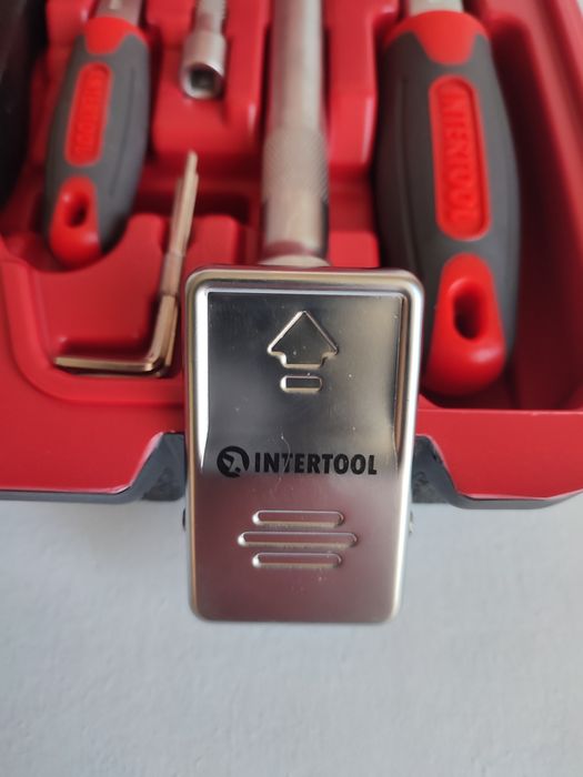 Набір інструментів 1/2" & 1/4" 111 од, головки подовжені 15,17,19,21,22 INTERTOOL ET-9111