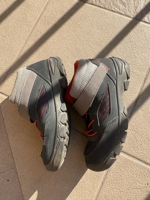 Buty turystyczne dla dzieci Quechua NH100 mid roz.33 prawie nieuzywane