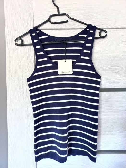 Nowa bokserka sweterkowa.