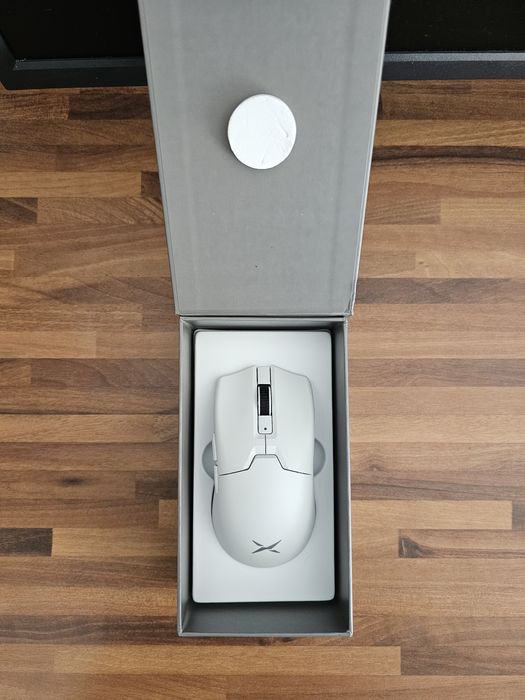 Rato Gaming Wireless Deluxe M800 Ultra 1000hz NOVO