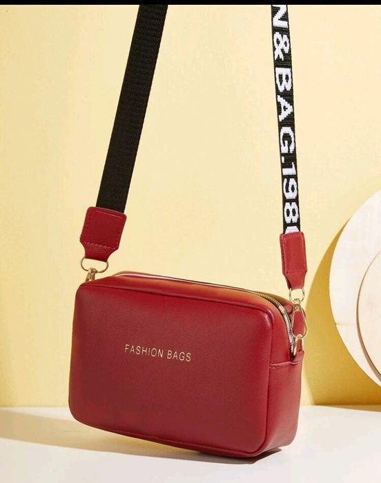 Carteira de ombro ou tira colo