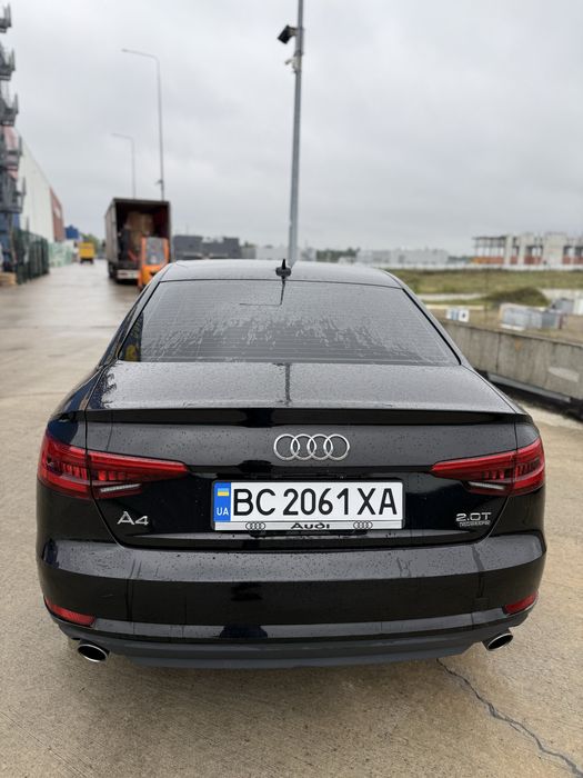 Продам Ауді А4 2017 рік