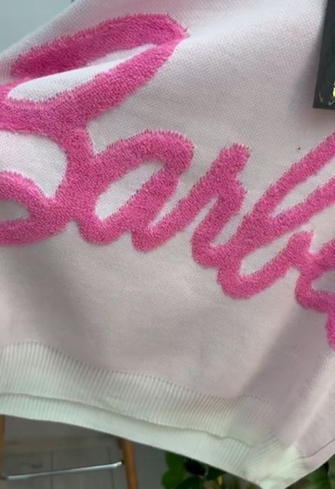 Жіноча кофта Барбі