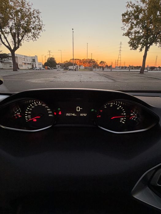 Peugeot 308 1.6 120cvs — photo 3
