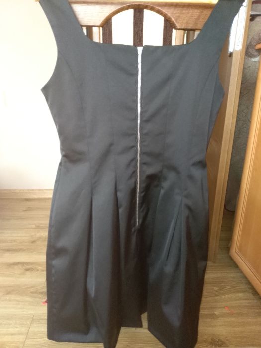 czarna sukienka damska