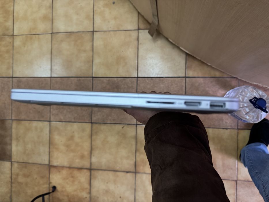 Vendo Macbook Pro como novo c/ garantia