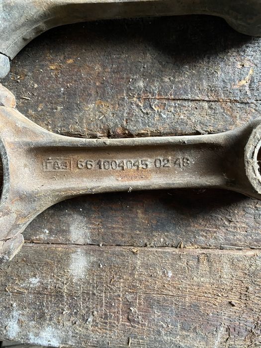 Шатун ГАЗ-53,66, ПАЗ с болтом и гайкой