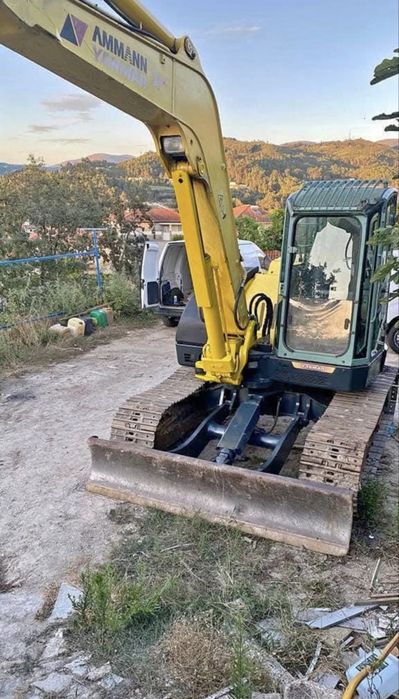 Mini giratoria yanmar 100