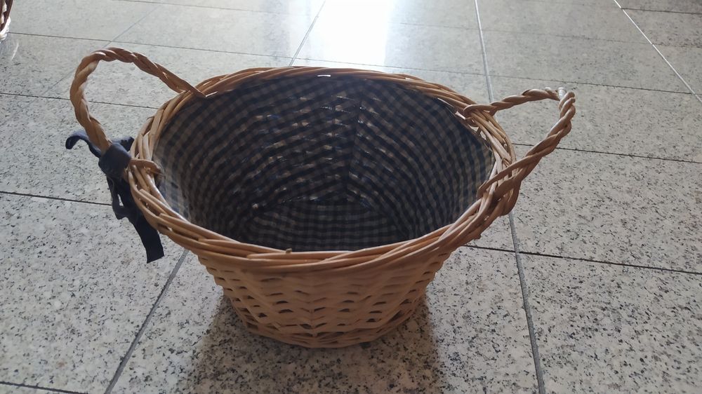 Cestos verga. Todos 15 euros.