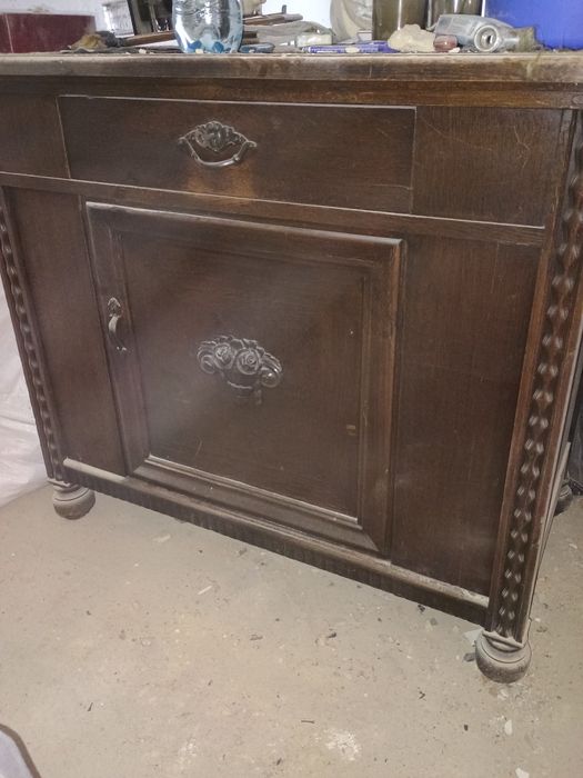 Stara komoda drewniana