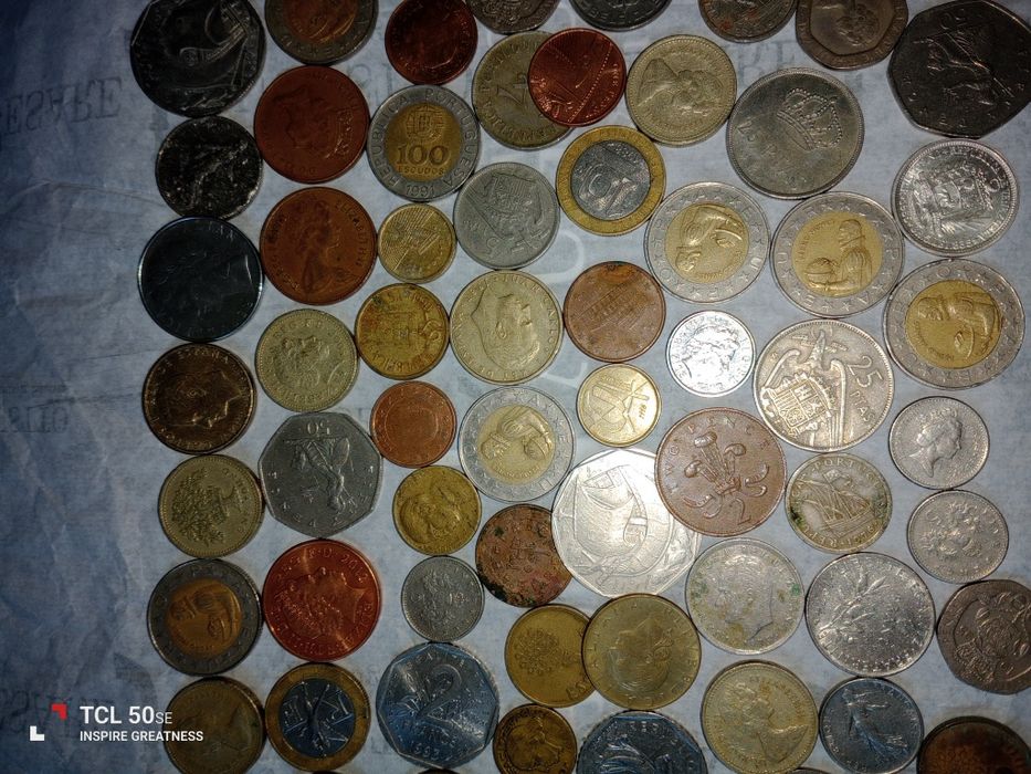 Moedas antigas para colecionadores.