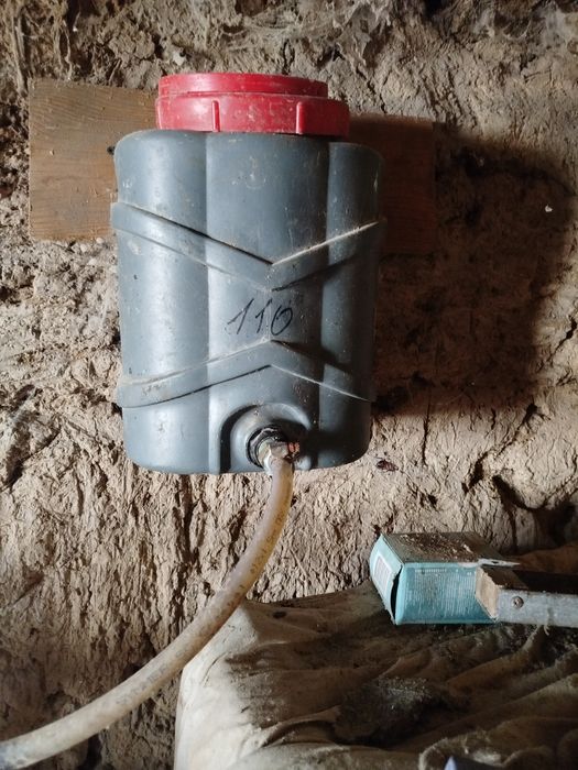 Продам брудер для перепілок