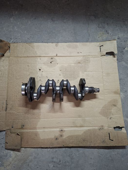 Колінвал Kia credit 1.4