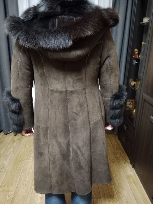 Дубленка темно-коричневая, размер М