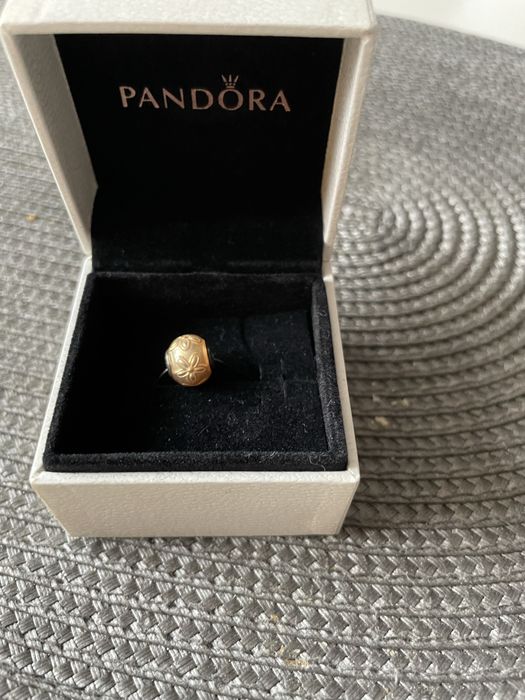 Zawieszka charms pandora nowa