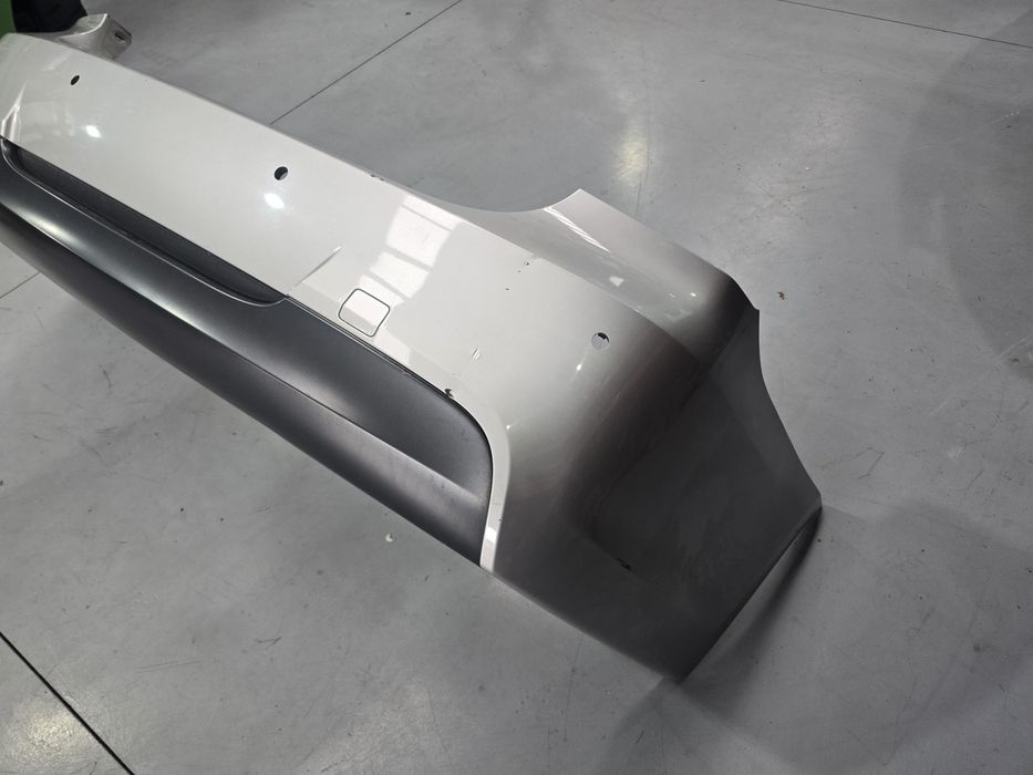 Parachoque tras original packm bmw serie 3 E90  (carro)
