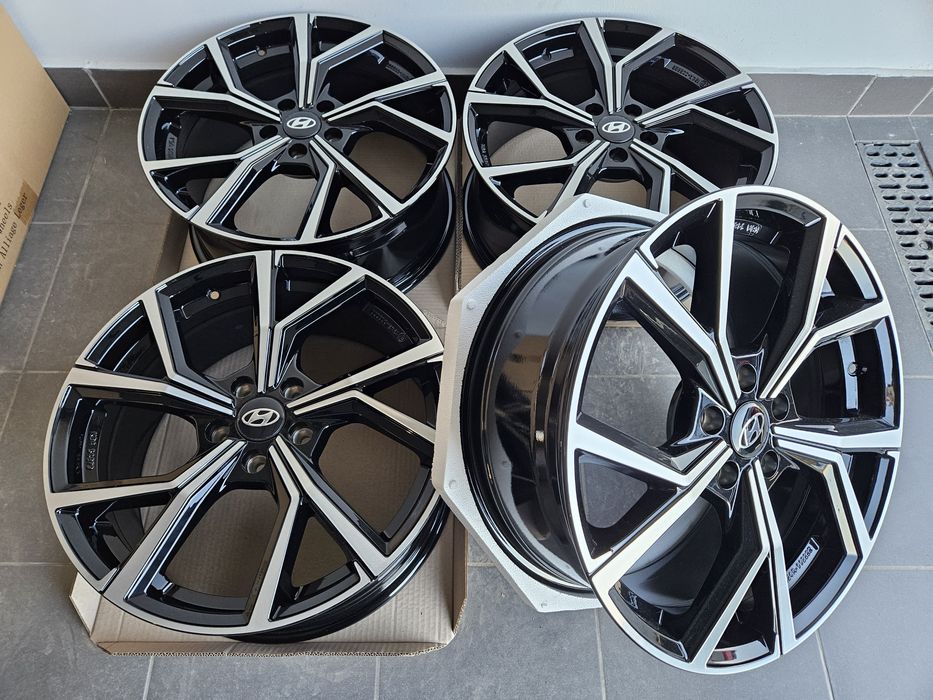 Hyundai 16 " Nowe 5x114,3 Felgi i30 ix20 Elantra Czarne