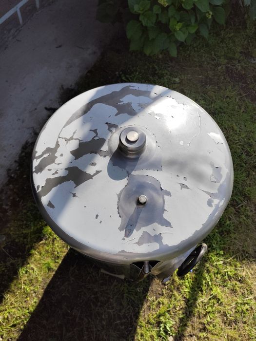 Cuba em inox com porta de 150L